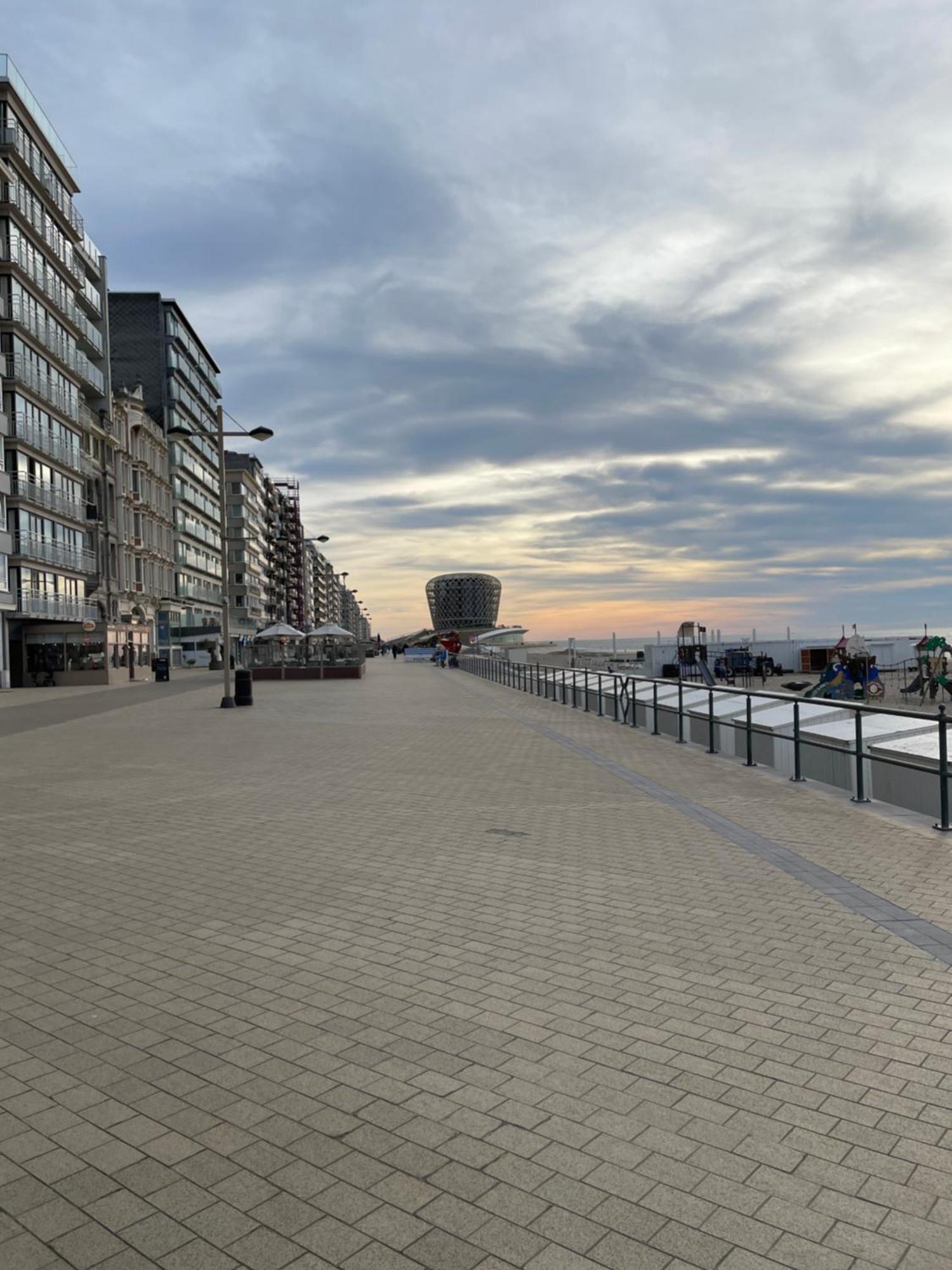 Bofeelie Gezellig 2 Slaapkamer App Aan Zee In Het Bruisende Middelkerke! Leilighet Eksteriør bilde